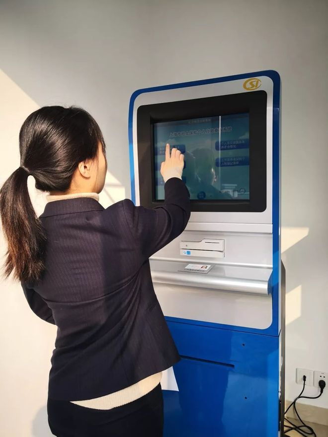 兰州24小时套医保卡回收(24小时套医保卡回收什么意思)