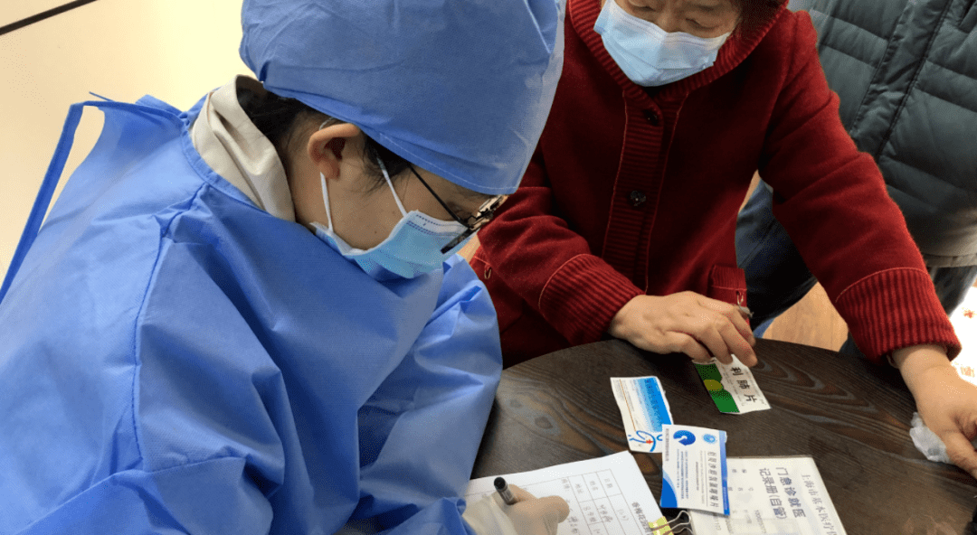 兰州24小时套医保卡回收商家(急用钱24小时医保提取)